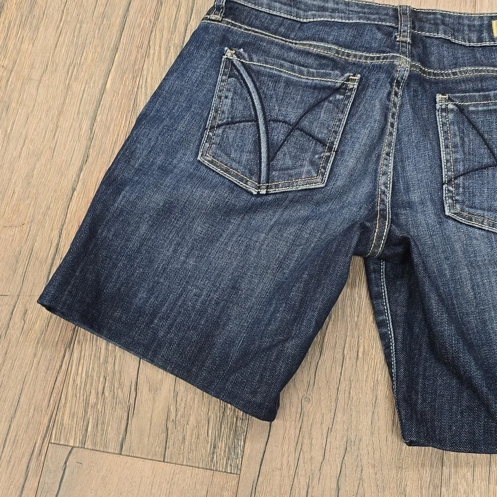 Kut from the Kloth Womens Shorts Size 2 Catherine Boyfriend Jean Dark Wash​ - Picture 13 of 15